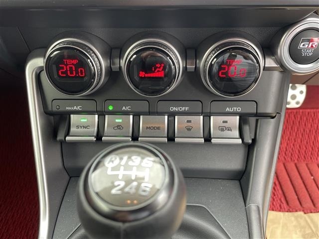 Toyota 86 2024 8451016-12