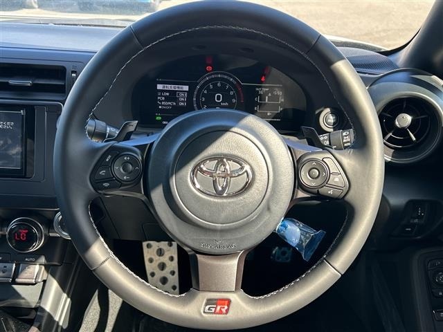 Toyota 86 2026 8451018-15