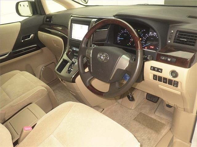 Toyota ALPHARD 2012 8462184-3