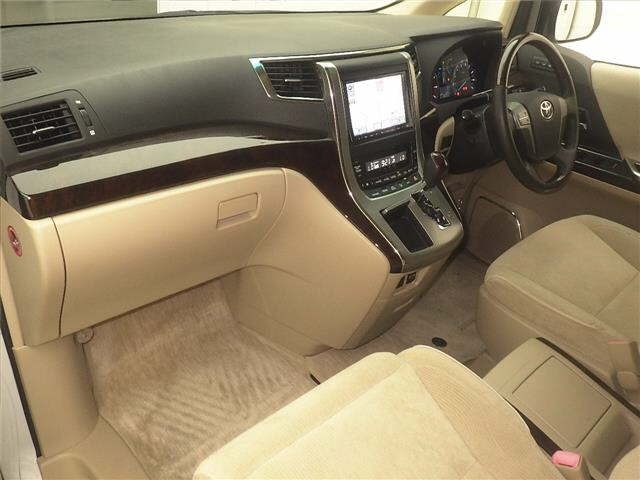Toyota ALPHARD 2012 8462184-4
