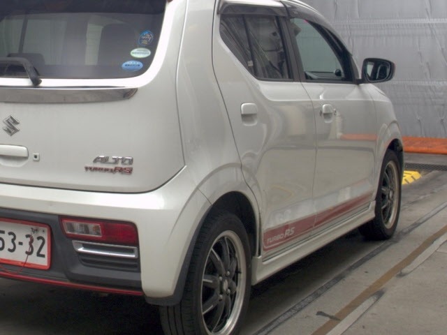 Suzuki ALTO 2015 8453797-5