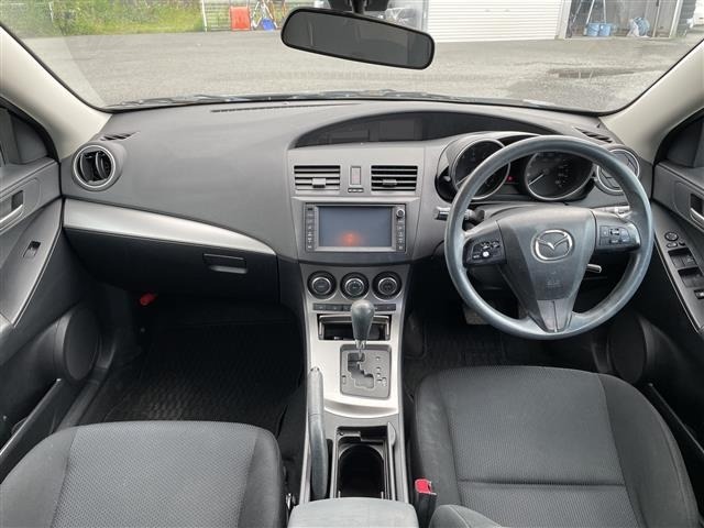 Mazda AXELA 2011 8452032-2