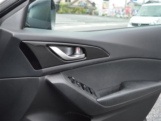 Mazda AXELA 2014 8452064-2