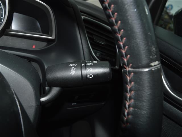 Mazda AXELA 2014 8452064-5