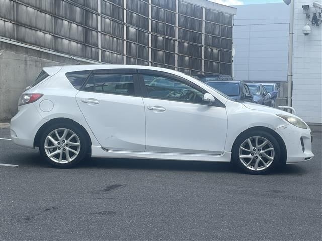 Mazda AXELA 2012 8452065-2