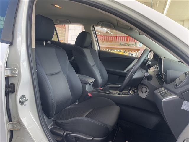 Mazda AXELA 2012 8452065-8