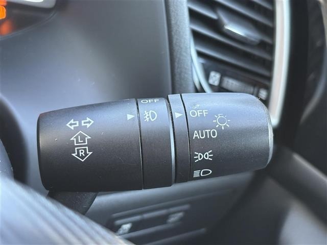 Mazda AXELA 2013 8452068-5