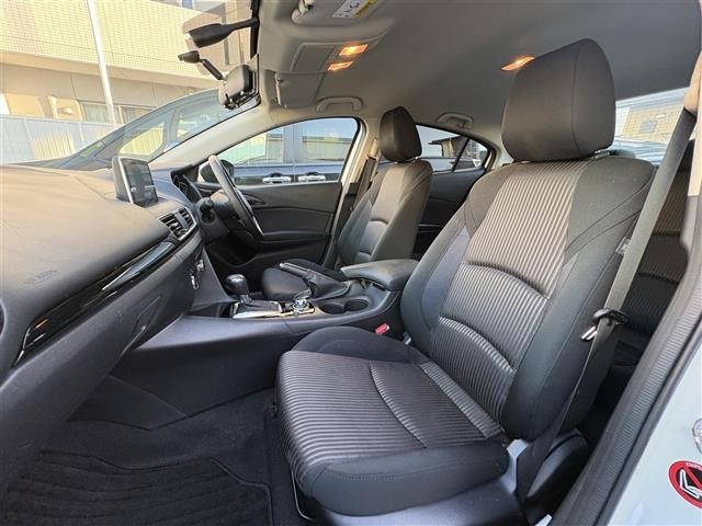 Mazda AXELA 2013 8452068-6