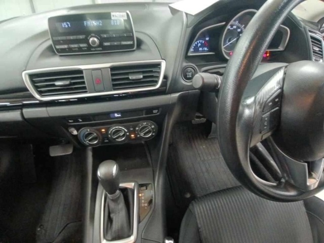 Mazda AXELA 2015 8452189-11