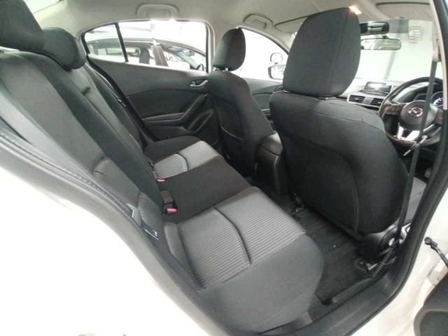 Mazda AXELA 2015 8452189-12
