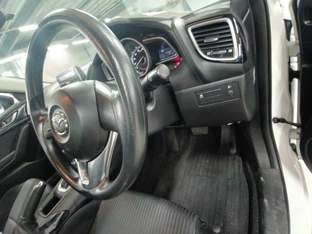 Mazda AXELA 2015 8452189-9