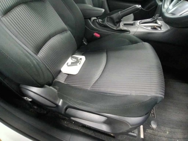 Mazda AXELA 2016 8452199-10