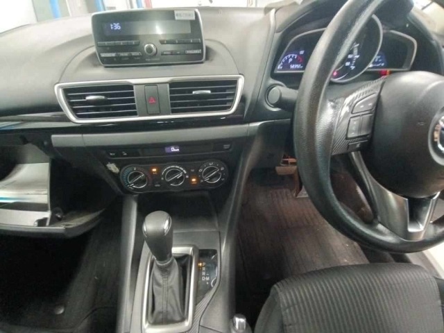 Mazda AXELA 2016 8452199-11