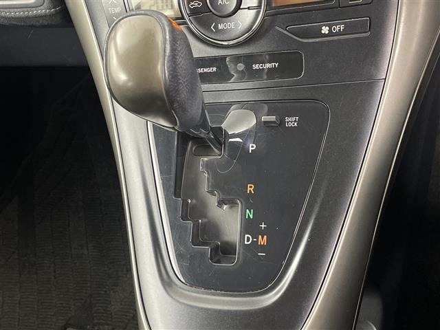 Toyota BLADE 2007 8446063-17