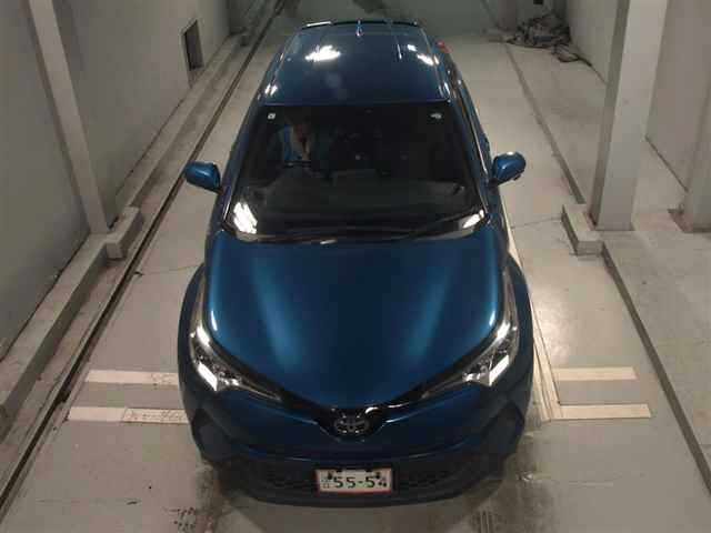 Toyota C-HR 2017 8456175-6