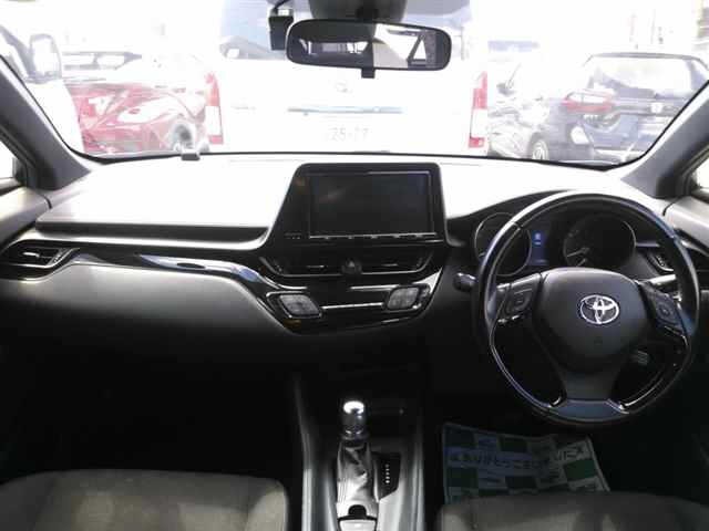 Toyota C-HR 2017 8456175-8