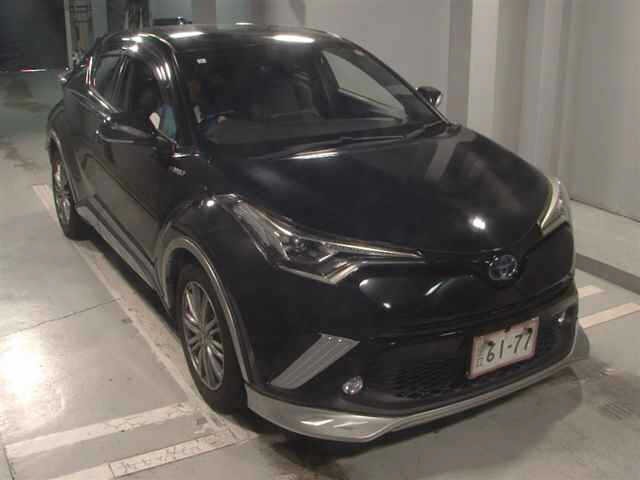 Toyota C-HR 2017 8456177-0