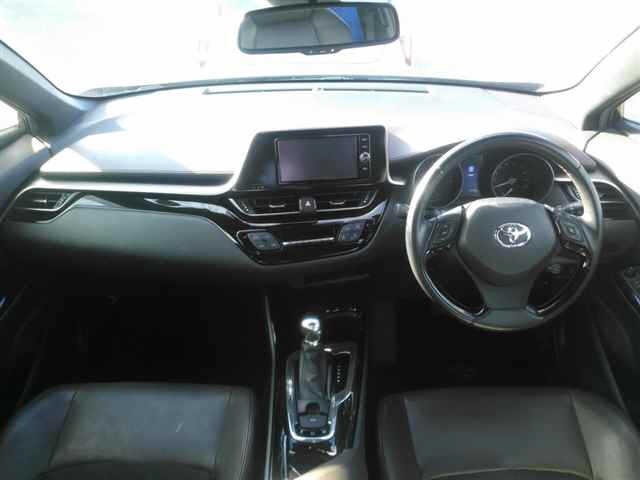 Toyota C-HR 2017 8456177-8