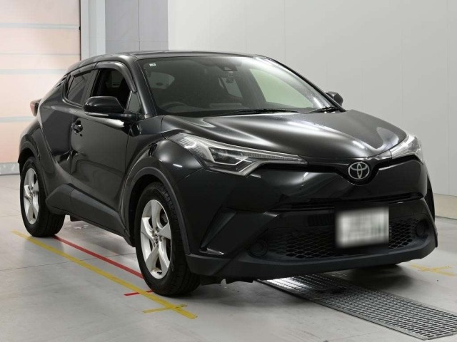 Toyota C-HR 2019 8456182-5