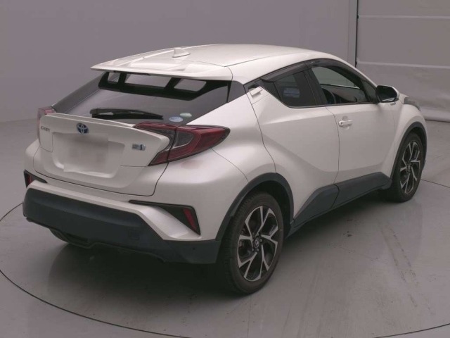 Toyota C-HR 2018 8456186-1