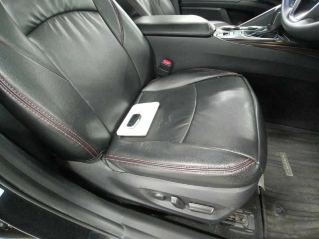 Toyota CAMRY 2017 8456272-10