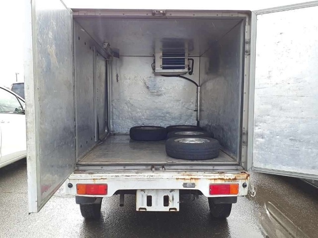 Suzuki CARRY TRUCK 2001 8447543-9
