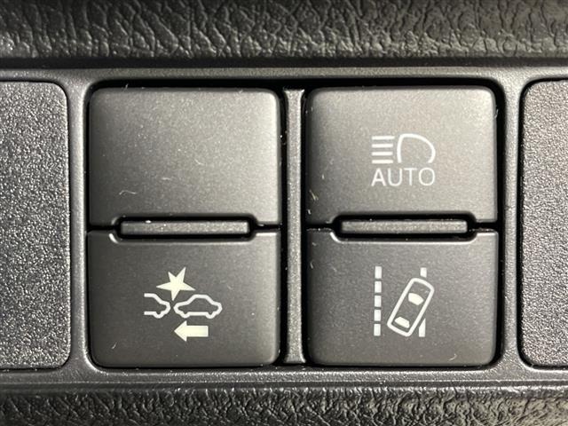Toyota COROLLA AXIO 2017 8447586-17