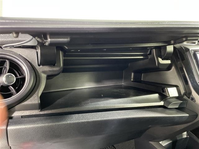 Toyota COROLLA AXIO 2017 8447586-7