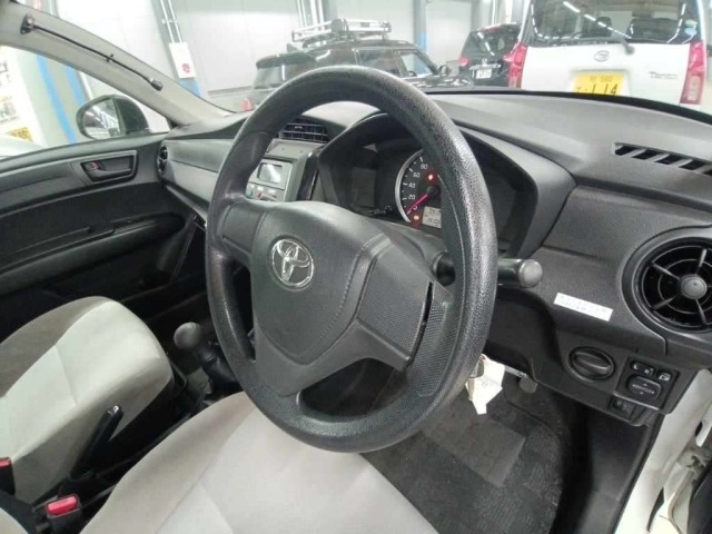 Toyota COROLLA AXIO 2026 8447680-9