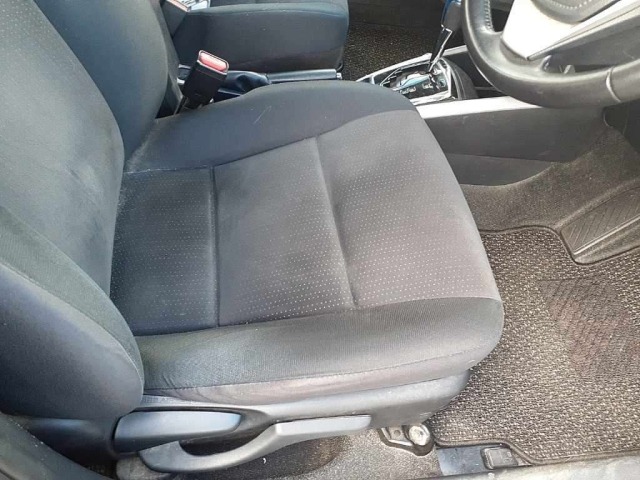 Toyota COROLLA FIELDER 2016 8456856-8