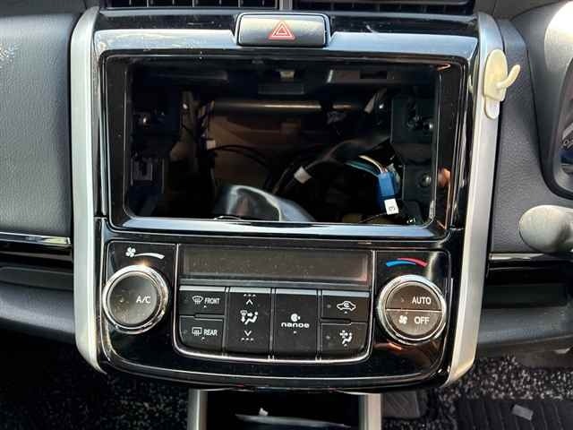 Toyota COROLLA FIELDER 2018 8456857-6
