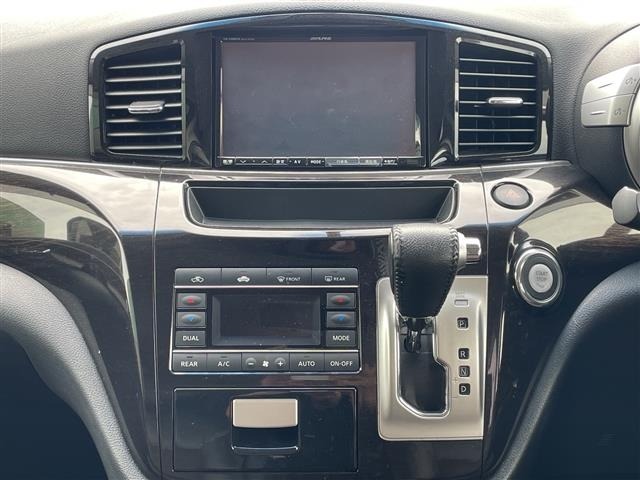 Nissan ELGRAND 2013 8454612-10