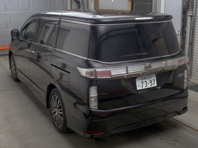 Nissan ELGRAND 2020 8454623-1
