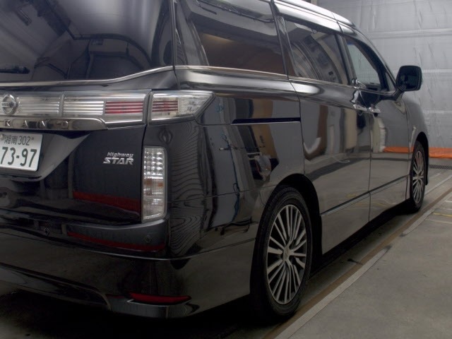 Nissan ELGRAND 2020 8454623-5