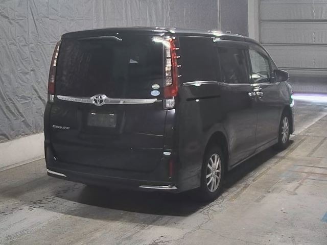 Toyota ESQUIRE 2015 8464289-1