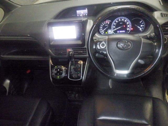 Toyota ESQUIRE 2015 8464289-4