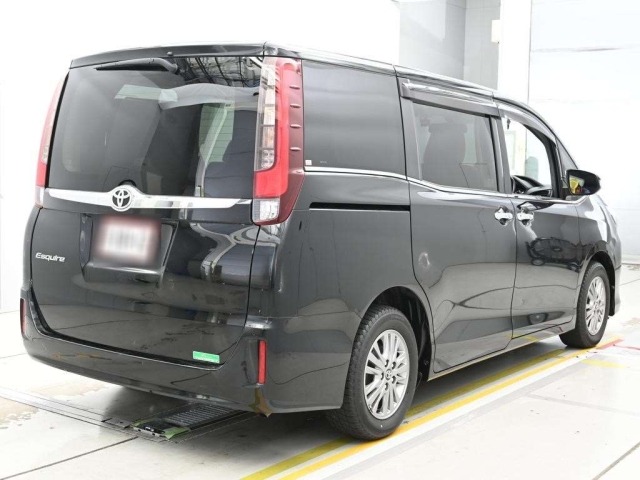 Toyota ESQUIRE 2014 8464366-1