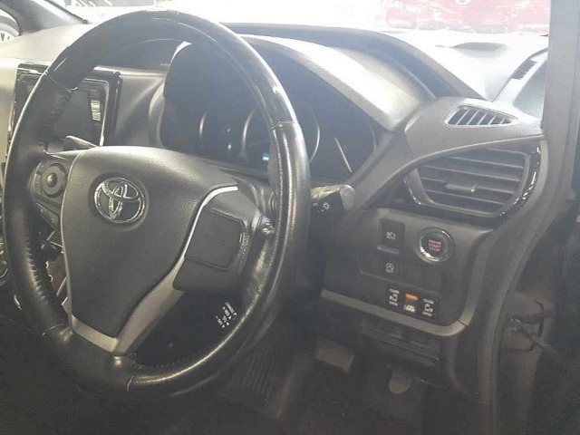 Toyota ESQUIRE 2014 8464366-9