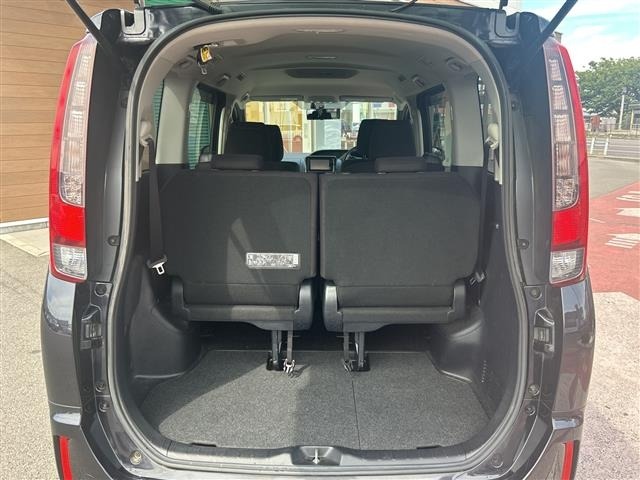 Toyota ESQUIRE 2015 8464571-10