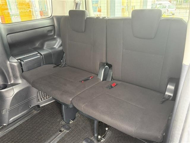Toyota ESQUIRE 2015 8464571-8