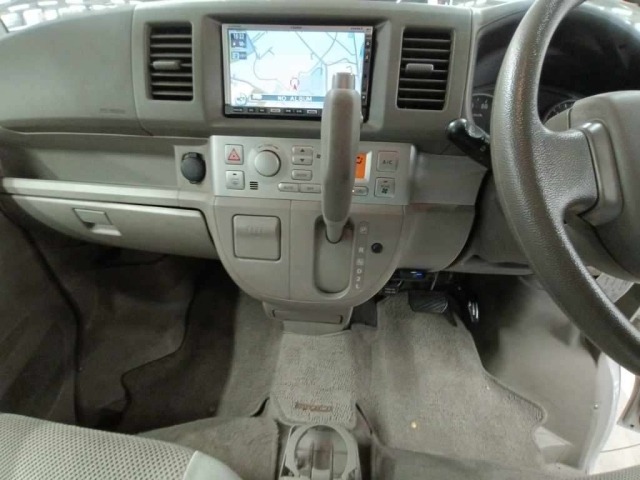 Suzuki EVERY WAGON 2009 8450282-11