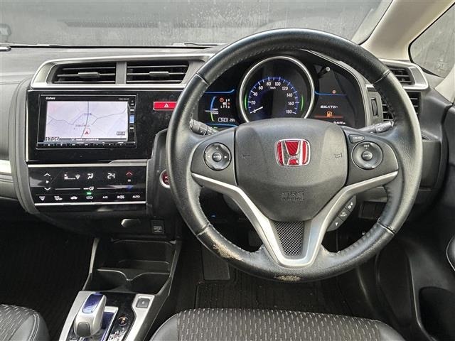 Honda FIT 2015 8444073-16