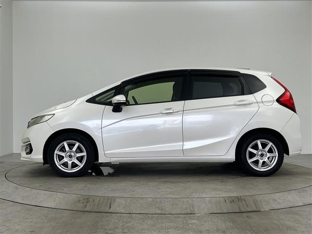 Honda FIT 2017 8444211-12