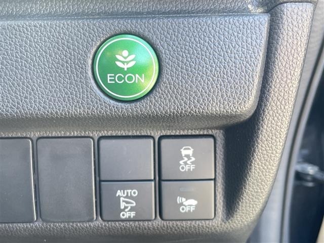Honda FIT 2015 8444235-10