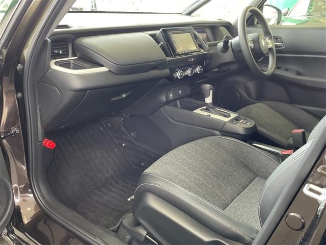 Honda FIT 2020 8444321-22