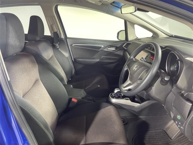Honda FIT 2016 8444329-4