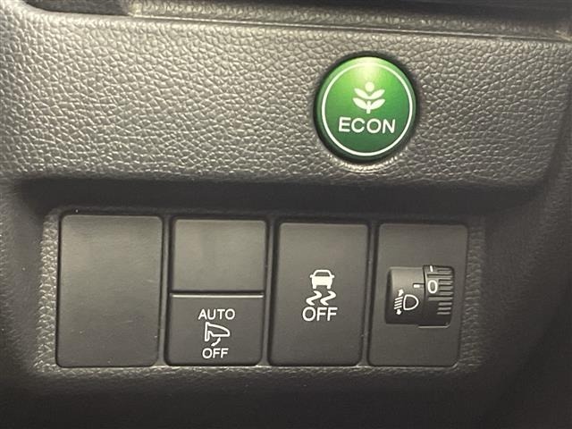 Honda FIT 2015 8444378-19