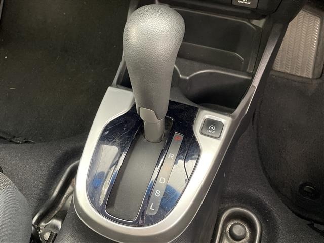 Honda FIT 2014 8444409-9