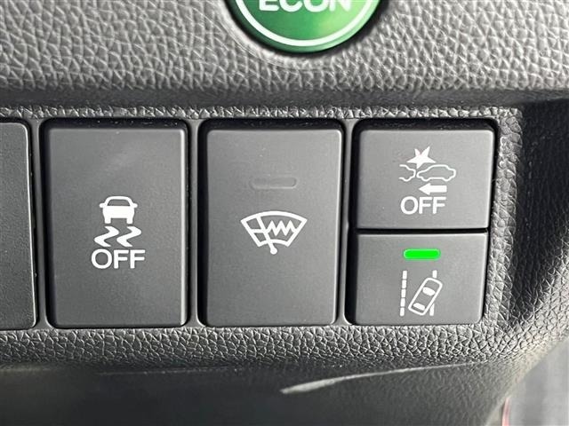 Honda FIT 2018 8444414-4