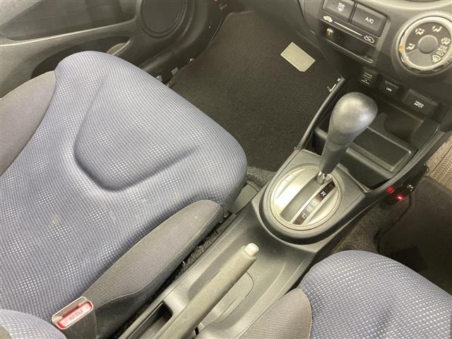 Honda FIT 2010 8444415-10